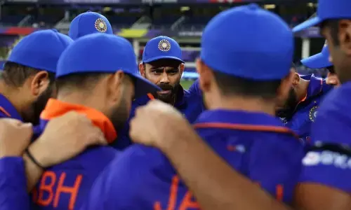 Asia Cup: एशिया कप के लिए टीम इंडिया का ऐलान, विराट और केएल राहुल की वापसी, देखिए- पूरी टीम की लिस्ट Asia Cup: एशिया कप के लिए टीम इंडिया का ऐलान, विराट और केएल राहुल की वापसी, देखिए- पूरी टीम की लिस्ट