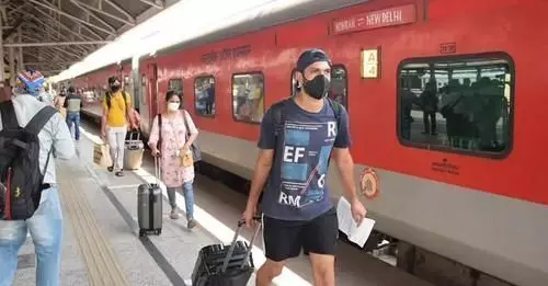 इस ट्रेन ने तीन साल में दिया 63 करोड़ का घाटा, रोजाना खाली रह जाती हैं सैकड़ों सीट इस ट्रेन ने तीन साल में दिया 63 करोड़ का घाटा, रोजाना खाली रह जाती हैं सैकड़ों सीट