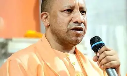 Raksha Bandhan Gift: आज रात 12 बजे से यूपी रोडवेज बसों में दो दिन तक फ्री सफर करेंगी महिलाएं Raksha Bandhan Gift: आज रात 12 बजे से यूपी रोडवेज बसों में दो दिन तक फ्री सफर करेंगी महिलाएं