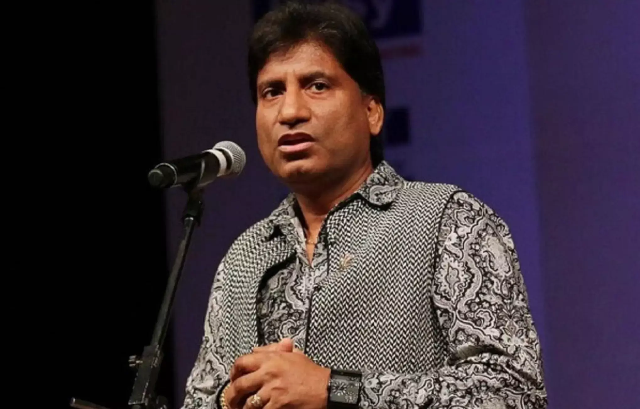 राजू श्रीवास्तव को आया हार्ट अटैक : जिम में वर्क आउट करते हुए गिरे, अस्पताल में भर्ती