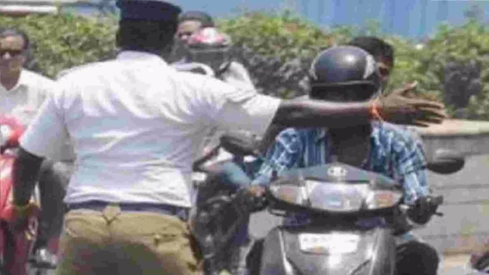 खोकर की ठोकर पर लाखों की उगाही? गाजियाबाद यातायात पुलिस कारनामा