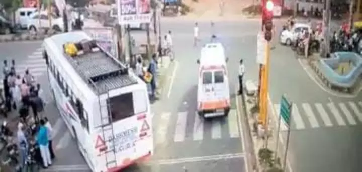 एसपी ट्रैफिक एमपी सिंह के एक कॉल पर थमा गाड़ियों का पहिया,एंबुलेंस ने 5 मिनट में बीमार बच्ची को पहुंचाया हॉस्पिटल