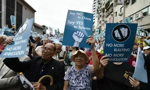 ताईवान पर कब्जा कर सीमित स्वायत्ता देगा चीन ताईवान पर कब्जा कर सीमित स्वायत्ता देगा चीन