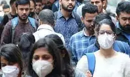 दिल्ली मे फिर एक बार सार्वजनिक स्थान पर मास्क पहनना अनिवार्य,नही पहनने पर देना होगा इतना जुर्माना