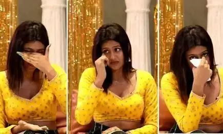 Anjali Arora MMS : अंजलि अरोड़ा कथित लीक्ड MMS पर फूट-फूटकर रोईं, बोलीं- लॉक अप के समय हुआ था ऐसा अब फिर हो रहा है Anjali Arora MMS : अंजलि अरोड़ा कथित लीक्ड MMS पर फूट-फूटकर रोईं, बोलीं- लॉक अप के समय हुआ था ऐसा अब फिर हो रहा है