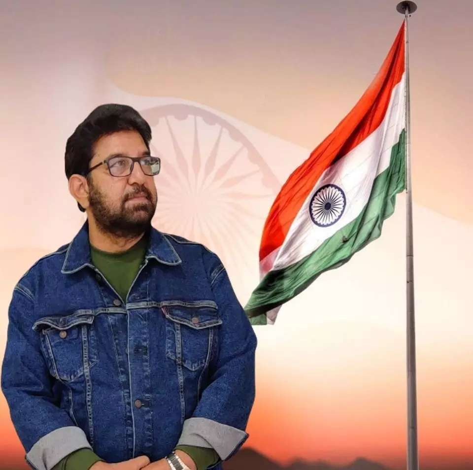 ग्राम-निवासिनी भारतमाता की जुबानी आदर्श ग्राम योजना की कहानी ग्राम-निवासिनी भारतमाता की जुबानी आदर्श ग्राम योजना की कहानी