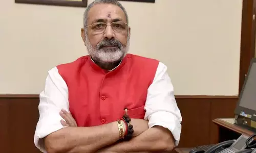 तेजस्वी यादव ने गिरीराज से क्यो कहा- श्रीमान जी, इतने बेशर्म मत बनिए, जानिए पूरी बजह... तेजस्वी यादव ने गिरीराज से क्यो कहा- श्रीमान जी, इतने बेशर्म मत बनिए, जानिए पूरी बजह...