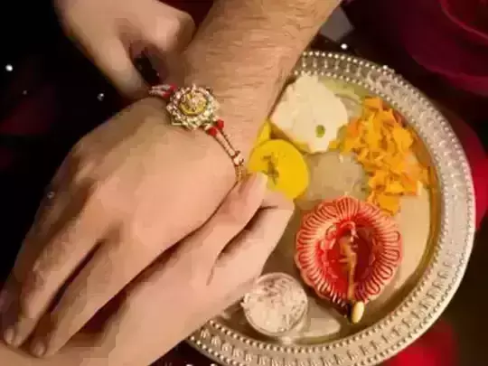 संभल का एक ऐसा गांव जहां नही मनाया जाता है,ऱक्षाबंधन का त्यौहार,जानिए इस गांव की दिलचस्प कहानी संभल का एक ऐसा गांव जहां नही मनाया जाता है,ऱक्षाबंधन का त्यौहार,जानिए इस गांव की दिलचस्प कहानी