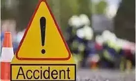 बाराबंकी मे भीषण सडक हादसा,रोडवेज ने डीसीएम को पीछे से मारी टक्कर 18 घायल,7 की हालत नाजुक