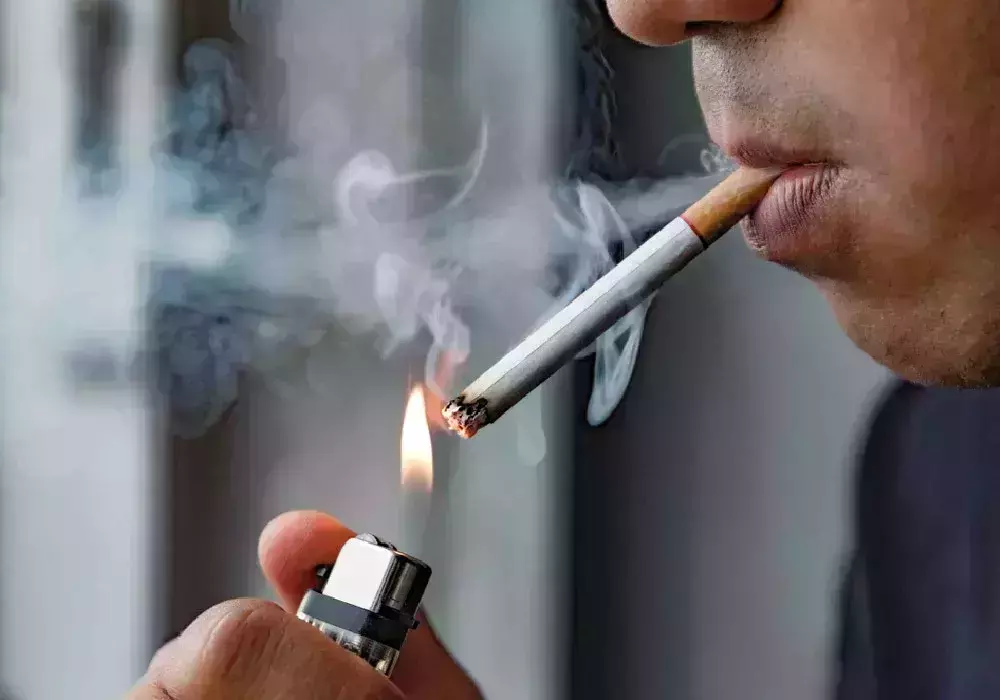 छत्तीसगढ राज्य सरकार ने सिगरेट, तंबाकू, गुटखा जैसी नशे की सामग्रियों के विज्ञापनों पर रोक, उल्लंघन करने पर होगी कड़ी कार्रवाई,तो जान लीजिए यह नियम