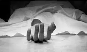 рдПрдХ рдпреБрд╡рддреА рдиреЗ рдкреБрд▓ рд╕реЗ рдпрдореБрдирд╛ рдирджреА рдореЗ рдЫрд▓рд╛рдВрдЧ рд▓рдЧрд╛рдХрд░ рдХреА рдЬреАрд╡рдирд▓реАрд▓рд╛ рд╕рдорд╛рдкреНрдд рдПрдХ рдпреБрд╡рддреА рдиреЗ рдкреБрд▓ рд╕реЗ рдпрдореБрдирд╛ рдирджреА рдореЗ рдЫрд▓рд╛рдВрдЧ рд▓рдЧрд╛рдХрд░ рдХреА рдЬреАрд╡рдирд▓реАрд▓рд╛ рд╕рдорд╛рдкреНрдд