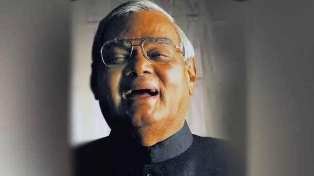 Atal Bihari Vajpayee : अटल हैं आप हमेशा अटल रहेंगे.....!