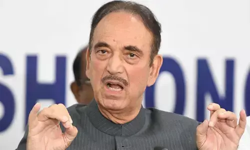 गुलाम नबी आजाद ने क्यों दिया इस्तीफ़ा, सामने आई बड़ी वजह! गुलाम नबी आजाद ने क्यों दिया इस्तीफ़ा, सामने आई बड़ी वजह!