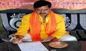 सीएम योगी को खून से लिखा पत्र, मांगी यह अनुमति जानिए क्या है पूरा मामला सीएम योगी को खून से लिखा पत्र, मांगी यह अनुमति जानिए क्या है पूरा मामला