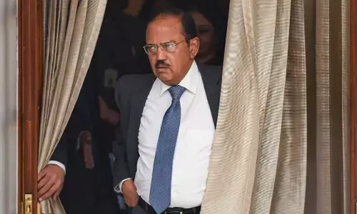 NSA अजीत डोभाल की सुरक्षा में चूक पर एक्शन:तीन कमांडो बर्खास्त, DIG और कमांडेंट का ट्रांसफर