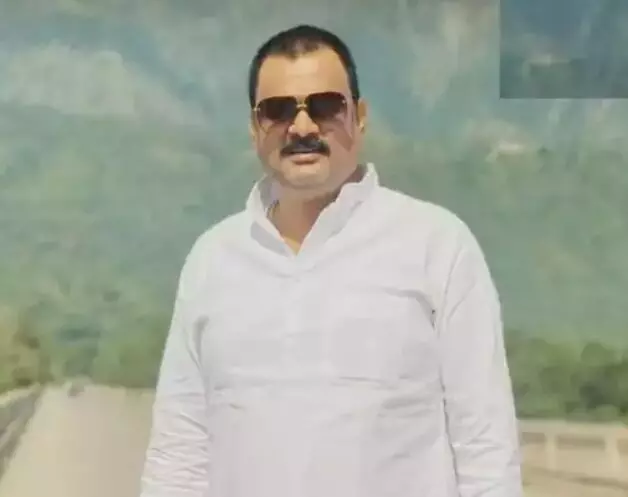 यूपी का मोस्ट वांटेड माफिया राजन तिवारी गिरफ्तार, कुख्यात अपराधी श्रीप्रकाश शुक्ला गुट का रह चुका है सदस्य यूपी का मोस्ट वांटेड माफिया राजन तिवारी गिरफ्तार, कुख्यात अपराधी श्रीप्रकाश शुक्ला गुट का रह चुका है सदस्य