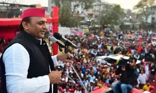 अखिलेश यादव ने किया खुलासा, चुनाव आयोग की बेईमानी के कारण हारे यूपी विधानसभा चुनाव अखिलेश यादव ने किया खुलासा, चुनाव आयोग की बेईमानी के कारण हारे यूपी विधानसभा चुनाव