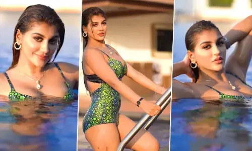 Yashika Aannand Sexy Video: हॉट बिकनी पहन यशिका आनंद ने स्विमिंग पूल में लगाई आग Yashika Aannand Sexy Video: हॉट बिकनी पहन यशिका आनंद ने स्विमिंग पूल में लगाई आग