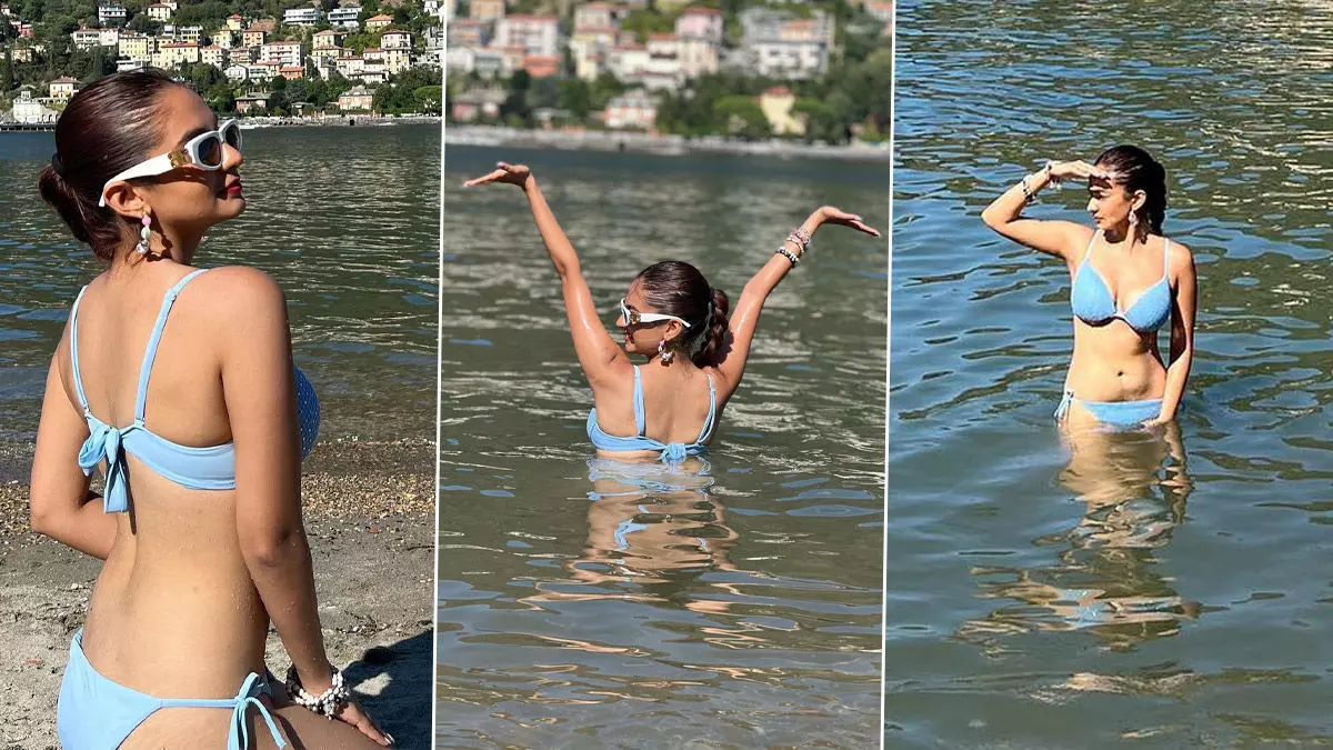 Anushka Sen Sexy Video Photo: हॉट बिकनी पहन पानी में उतरीं अनुष्का सेन, एक्ट्रेस की हॉटनेस देख यूजर्स का मचला दिल Anushka Sen Sexy Video Photo: हॉट बिकनी पहन पानी में उतरीं अनुष्का सेन, एक्ट्रेस की हॉटनेस देख यूजर्स का मचला दिल