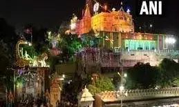 मथुरा मे श्रीकृष्ण जन्माष्टमी से पहले चारों ओर रोशनी और कडी सुरक्षा के व्यापक इंतजाम,छावनी मे तब्दील हुई भगवान श्रीकृष्ण की नगरी मथुरा मे श्रीकृष्ण जन्माष्टमी से पहले चारों ओर रोशनी और कडी सुरक्षा के व्यापक इंतजाम,छावनी मे तब्दील हुई भगवान श्रीकृष्ण की नगरी