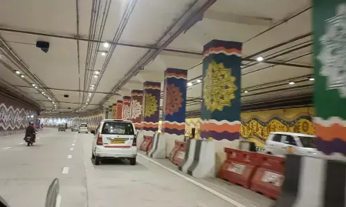 Travel carefully, tunnel road , Delhi Travel carefully, tunnel road , Delhi