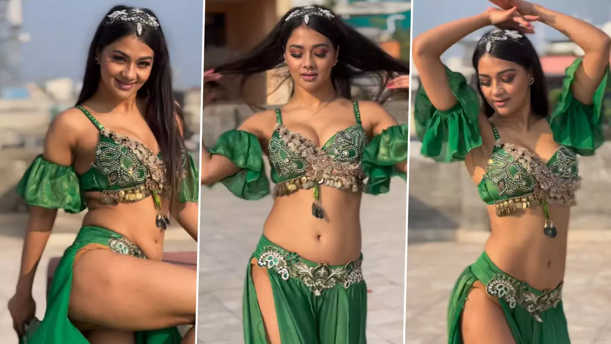 Namrata Malla Sexy Video Photo: भोजपुरी एक्ट्रेस Namrata Malla ने सेक्सी कपड़ों में किया दिलकश डांस, Video में दिखा हसीन अंदाज Namrata Malla Sexy Video Photo: भोजपुरी एक्ट्रेस Namrata Malla ने सेक्सी कपड़ों में किया दिलकश डांस, Video में दिखा हसीन अंदाज