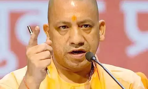 योगी आदित्यनाथ पर मुक़दमा चलाने के मामले में सुप्रीम कोर्ट ने फ़ैसला सुरक्षित रखा योगी आदित्यनाथ पर मुक़दमा चलाने के मामले में सुप्रीम कोर्ट ने फ़ैसला सुरक्षित रखा