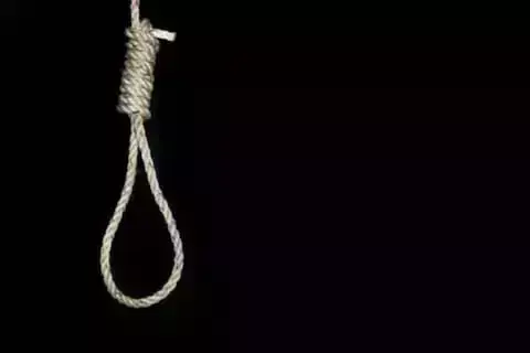 महिला कॉन्स्टेबल ने फांसी लगाकर की  आत्महत्या, सुसाइड नोट पर लिखी यह बात महिला कॉन्स्टेबल ने फांसी लगाकर की  आत्महत्या, सुसाइड नोट पर लिखी यह बात