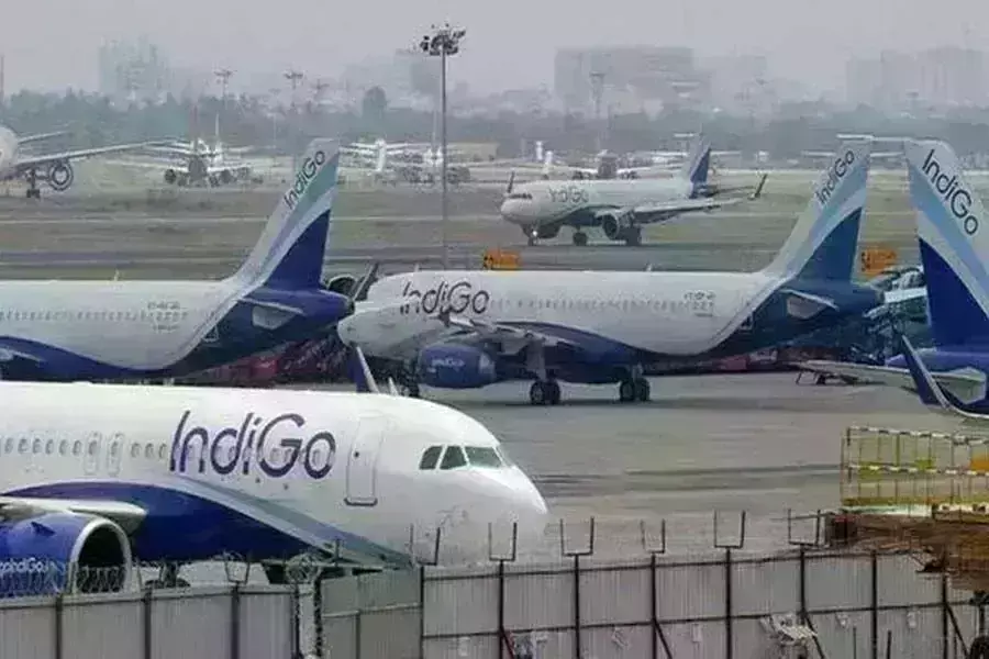 दुबई जाने वाले इंडिगो विमान को मिली बम से उडाने की धमकी, जानिए क्या है पूरा मामला दुबई जाने वाले इंडिगो विमान को मिली बम से उडाने की धमकी, जानिए क्या है पूरा मामला