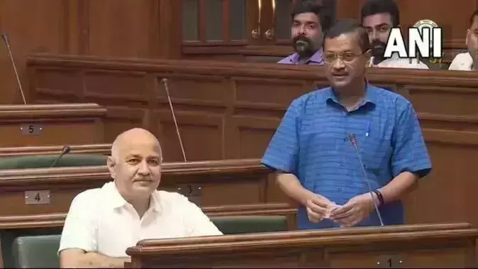 आप और भाजपा की छिडी सियासी जंग ,अरविंद केजरीवाल ने कहा बीजेपी का ऑपरेशन लोटस हुआ फेल