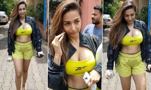 Malaika Arora Sexy Video Photo: मलाइका अरोड़ा ने हॉट येल्लो स्पोर्ट्स ब्रा में ढाया कहर, एक्ट्रेस की हॉटनेस देख यूजर्स का धड़का दिल