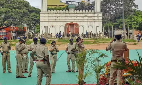 कर्नाटक के ईदगाह मैदान पर नहीं होगा गणपति उत्सव, SC ने कहा यथास्थिति बरकरार रहे कर्नाटक के ईदगाह मैदान पर नहीं होगा गणपति उत्सव, SC ने कहा यथास्थिति बरकरार रहे