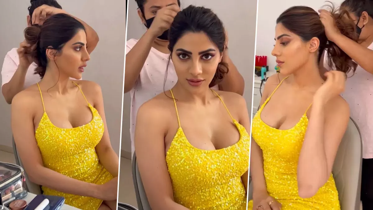 Nikki Tamboli Sexy Video Photos: Sexy आउटफिट में निक्की तंबोली का दिखा सिजलिंग अवतार, यूजर्स हार बैठे अपना दिल Nikki Tamboli Sexy Video Photos: Sexy आउटफिट में निक्की तंबोली का दिखा सिजलिंग अवतार, यूजर्स हार बैठे अपना दिल