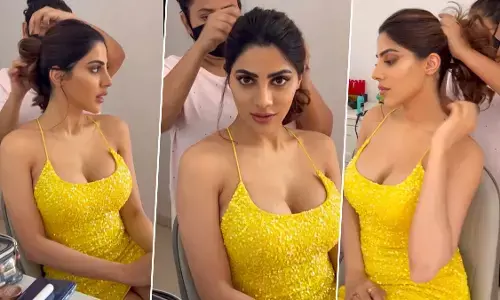 Nikki Tamboli Sexy Video Photos: Sexy आउटफिट में निक्की तंबोली का दिखा सिजलिंग अवतार, यूजर्स हार बैठे अपना दिल Nikki Tamboli Sexy Video Photos: Sexy आउटफिट में निक्की तंबोली का दिखा सिजलिंग अवतार, यूजर्स हार बैठे अपना दिल