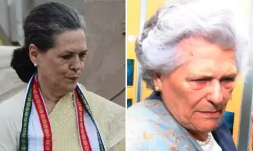 कांग्रेस अध्यक्ष सोनिया गांधी की मां का निधन, इटली में हुआ अंतिम संस्कार