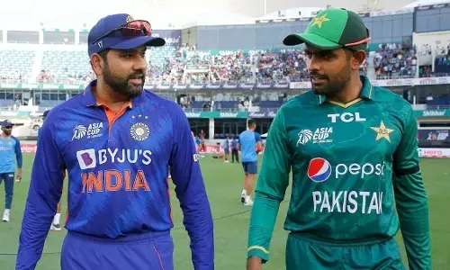 INDvPAK: जडेजा की जगह इस खिलाडी को मिल सकती है जगह, ऋषफ पंत और दिनेश कार्तिक? जानिए क्या होगी प्लेइंग-11