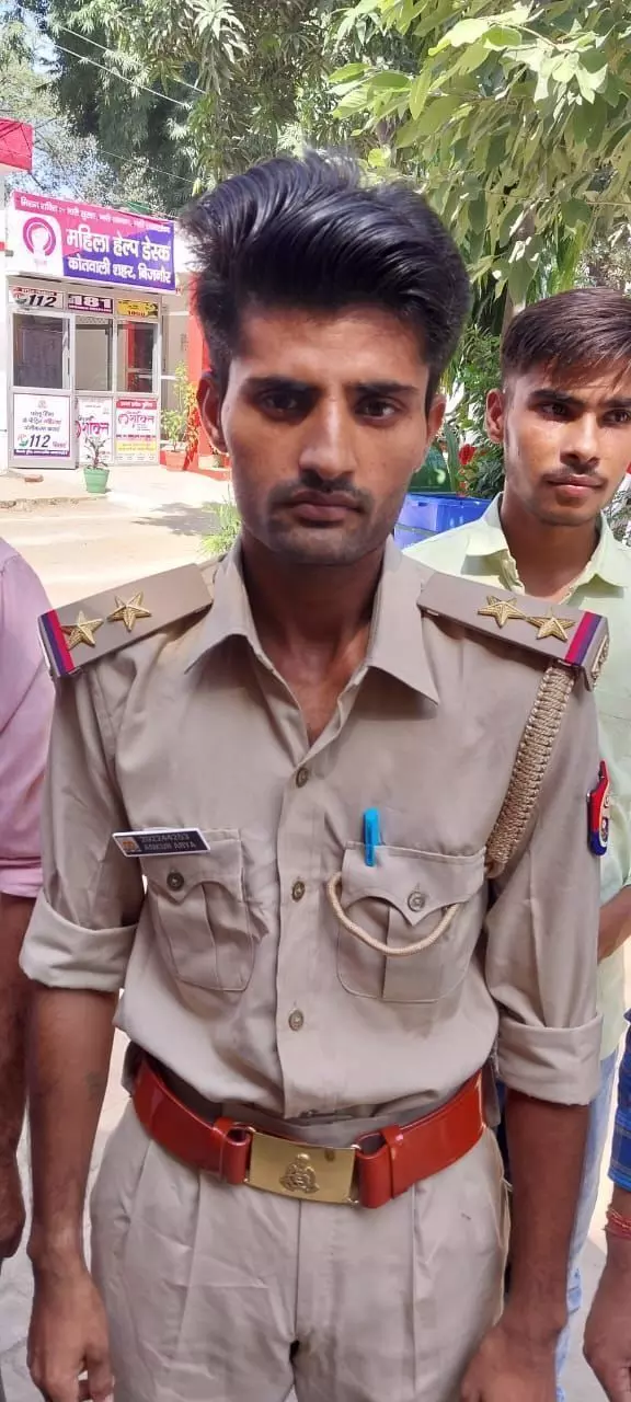 बिजनौर पुलिस ने गिरफ्तार किया फर्जी दरोगा