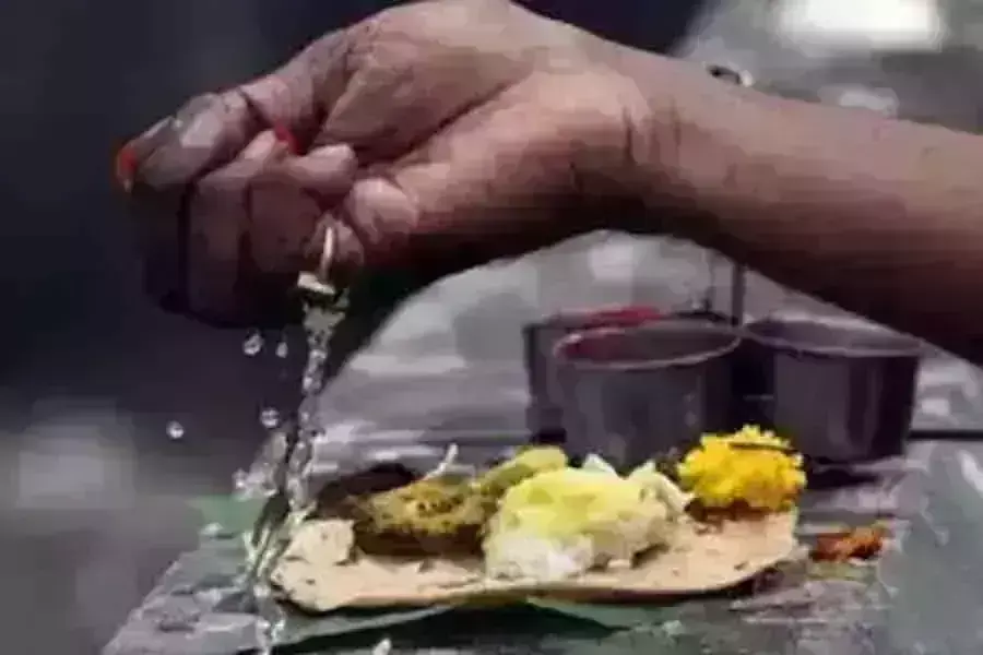 पितृ पक्ष मे कैसे करें श्राद्ध और हिन्दू धर्म मे श्राद्ध का क्या है महत्व जानिए पुराणों के अनुसार पितृ पक्ष मे कैसे करें श्राद्ध और हिन्दू धर्म मे श्राद्ध का क्या है महत्व जानिए पुराणों के अनुसार