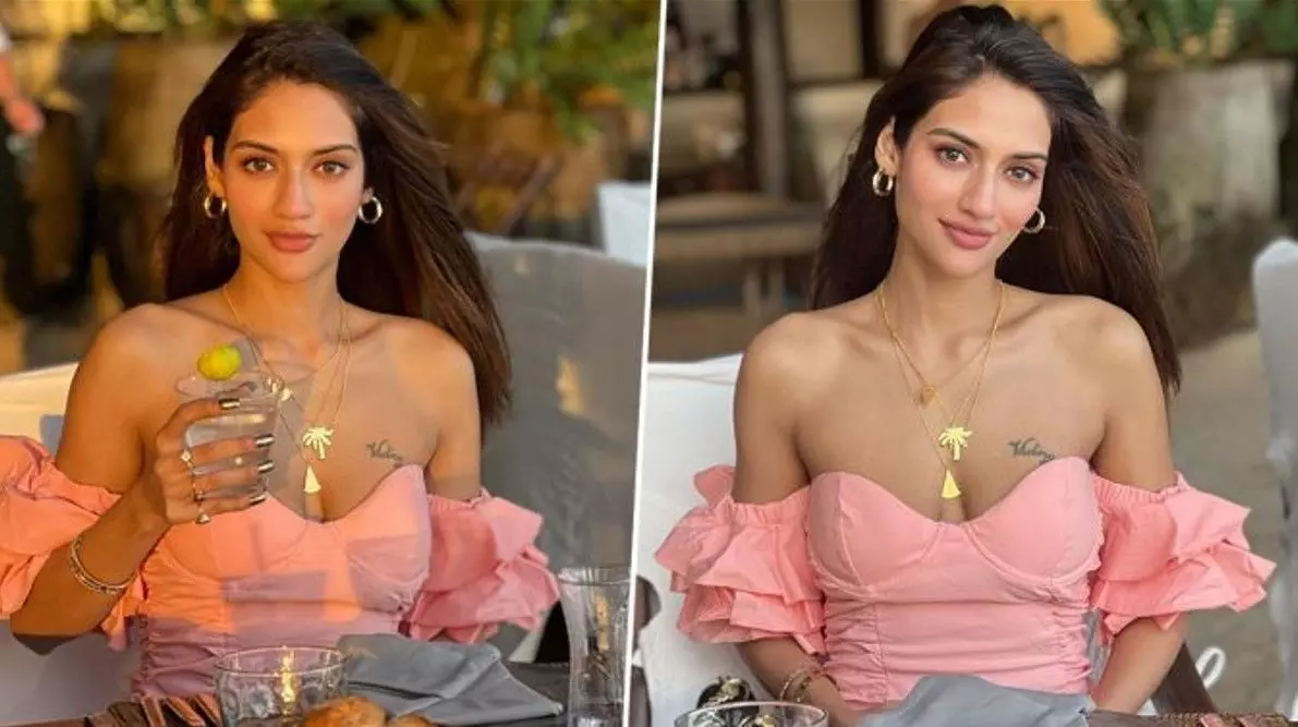 Nusrat Jahan Sexy Video Photos: बंगाली एक्ट्रेस Nusrat Jahan की Sexy Photos देखकर उड़ जाएंगे होश, मना रही हैं वेकेशन Nusrat Jahan Sexy Video Photos: बंगाली एक्ट्रेस Nusrat Jahan की Sexy Photos देखकर उड़ जाएंगे होश, मना रही हैं वेकेशन