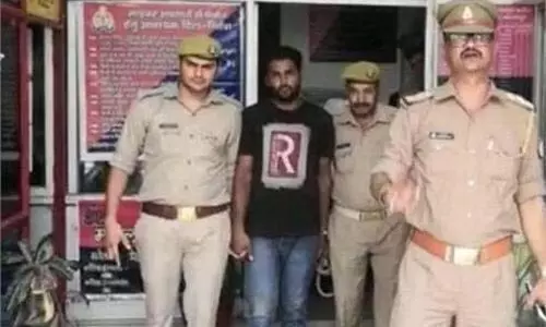 महिला सिपाही की मोहब्बत में पागल सिपाही ने छोडा फायर ,इस मामले को लेकर पांच पुलिसकर्मी सस्पेंड