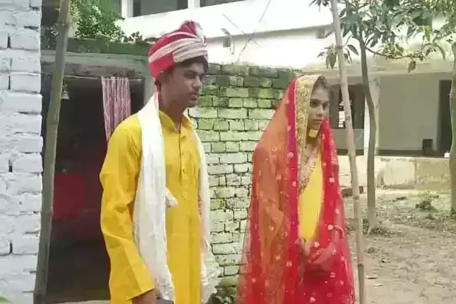 रांग नम्बर से आया था काल, फिर धीरे-धीरे प्यार मे बदला अब थाने जाकर कर लिया विवाह ,वर्दी वाले बने बाराती  जानिए दिलचस्प कहानी रांग नम्बर से आया था काल, फिर धीरे-धीरे प्यार मे बदला अब थाने जाकर कर लिया विवाह ,वर्दी वाले बने बाराती  जानिए दिलचस्प कहानी