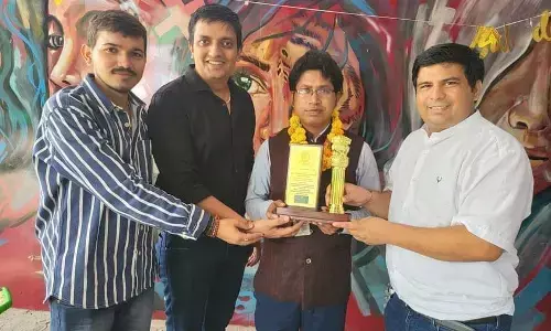 नेपाल भारत मैत्री पर काम करने वाले मधुरेन्द्र को नोवरा सम्मान नेपाल भारत मैत्री पर काम करने वाले मधुरेन्द्र को नोवरा सम्मान