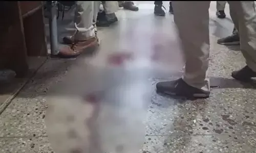जब बड़ी संख्या में कस्टमर से थे तब State Bank Of India में चली गोली, डर गए लोग, फर्श खून से हुआ लाल, और उसके जानिए क्या हुआ जब बड़ी संख्या में कस्टमर से थे तब State Bank Of India में चली गोली, डर गए लोग, फर्श खून से हुआ लाल, और उसके जानिए क्या हुआ