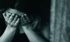 рдкреАреЬрд┐рдд рдорд╣рд┐рд▓рд╛ рдиреЗ рд▓рдЧрд╛рдпрд╛ рдЖрд▓рд╛ рдЕрдзрд┐рдХрд╛рд░рд┐рдпреЛрдВ рд╕реЗ рдиреНрдпрд╛рдп рдХреА рдЧреБрд╣рд╛рд░ рдкреАреЬрд┐рдд рдорд╣рд┐рд▓рд╛ рдиреЗ рд▓рдЧрд╛рдпрд╛ рдЖрд▓рд╛ рдЕрдзрд┐рдХрд╛рд░рд┐рдпреЛрдВ рд╕реЗ рдиреНрдпрд╛рдп рдХреА рдЧреБрд╣рд╛рд░