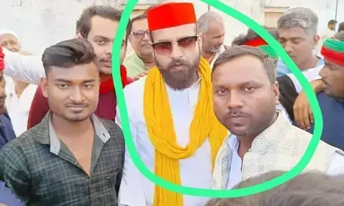 मुख्तार अंसारी के करीबी पर चला जिला प्रशासन का बुलडोजर