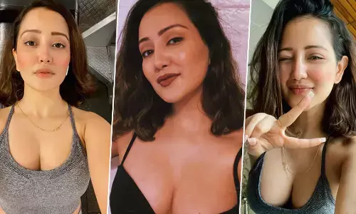 Roshmi Banik Sexy Video Photos: Roshmi Banik की सेक्सी Photos इंटरनेट पर हुई Viral, दिखा बेहद सेक्सी अवतार Roshmi Banik Sexy Video Photos: Roshmi Banik की सेक्सी Photos इंटरनेट पर हुई Viral, दिखा बेहद सेक्सी अवतार