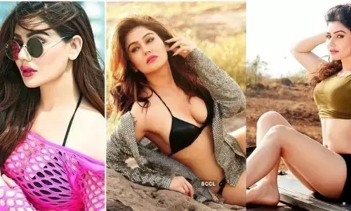 Kangna Sharma Sexy Video Photos: Kangna Sharma ने साड़ी पहन बढ़ाया सोशल मीडिया का पारा, लट्टू हुए यूजर्स (See Pics) Kangna Sharma Sexy Video Photos: Kangna Sharma ने साड़ी पहन बढ़ाया सोशल मीडिया का पारा, लट्टू हुए यूजर्स (See Pics)