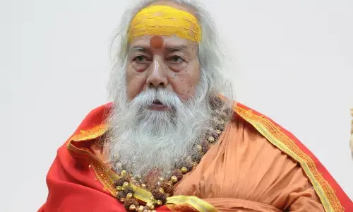 Swaroopanand Saraswati Death: जगतगुरु शंकराचार्य स्वामी स्वरूपानंद महाराज का निधन, 99 साल की उम्र में त्यागा शरीर Swaroopanand Saraswati Death: जगतगुरु शंकराचार्य स्वामी स्वरूपानंद महाराज का निधन, 99 साल की उम्र में त्यागा शरीर