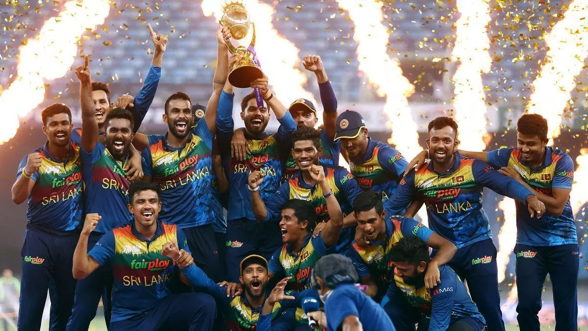 Asia Cup 2022 Winner: एशिया कप जीतकर मालामाल हुई श्रीलंका की टीम, जानें- किसको मिली कितनी प्राइज मनी Asia Cup 2022 Winner: एशिया कप जीतकर मालामाल हुई श्रीलंका की टीम, जानें- किसको मिली कितनी प्राइज मनी