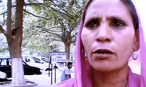 पाकिस्तान जेल में मारे गए सरबजीत सिंह की पत्नी सुखप्रीत की सड़क हादसे में मौत पाकिस्तान जेल में मारे गए सरबजीत सिंह की पत्नी सुखप्रीत की सड़क हादसे में मौत